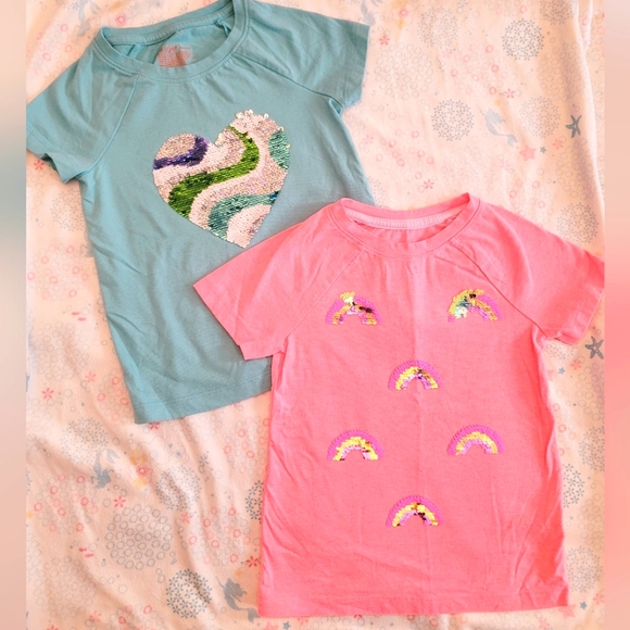 Bundle of 2pcs Cat & Jack Girls Sequin Flip Shirts Size Xs 4/5T - Picture 1 of 5